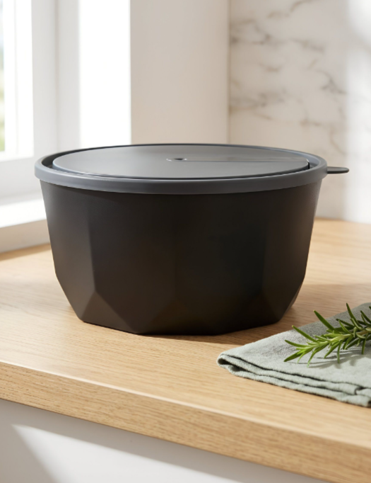 Миска (салатник ) с крышкой BLACK 3,1л